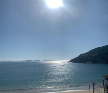 Praia dos Anjos Casa | Flet pé na areia dos anjos