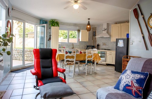 La Bernerie-en-Retz Casa | Fleur d'été by Interhome
