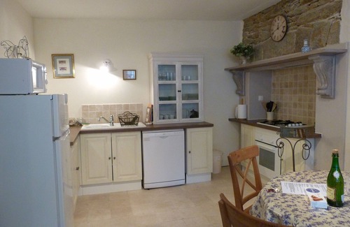 Lanvallay Apartamento | Fleur de Lys (2 habitaciones, capacidad para 4/5)