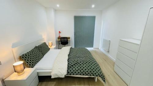 Chadwell Heath Apartamento | FlexiLux Stays - Luxury Brand New Apt L1B233