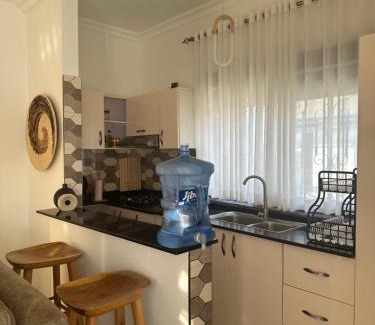 Muyenga Apartamento | Flic and Flac Apartments Apt 8