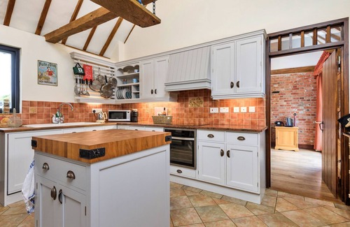 Faversham Casa | Flint Barn by Interhome