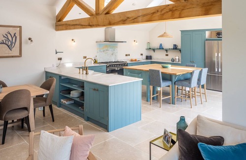 Deepdale Cabaña | Flint Cottage by Big Skies Cottage. Luxury Single Storey, Sleeps 10, Coastal.