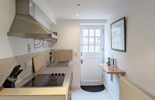 Emsworth Cabaña | Flint Cottage, Emsworth: una casa de campo con capacidad para 4 personas en 2 habitaciones