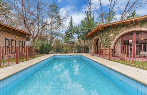 Chacras de Coria Casa | Fliphaus Wine Country Villa 20 pax 9 Bd Pool & Jacuzzi