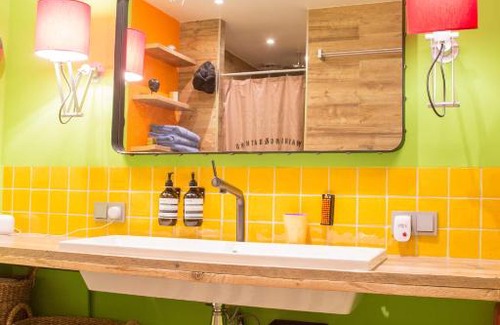 Jordaan Cama Y Desayuno | Flo's Atelier - Family studio
