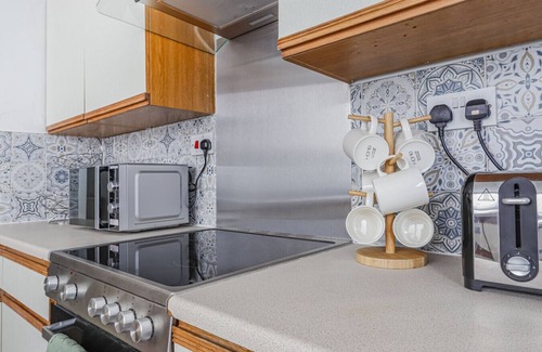 Mumbles Casa | Flo Suite by Koya Homes