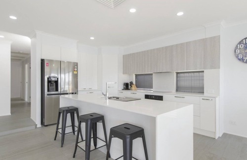 Port Macquarie Casa | Floating on the Canals - 80 Commodore Cres
