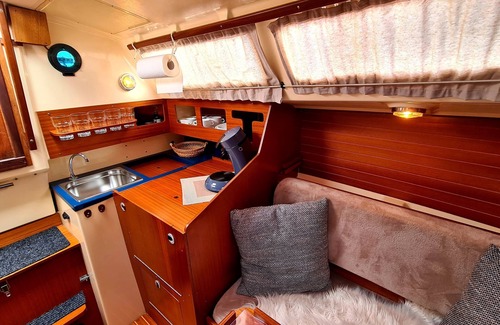 Heiligenhafen Alquiler De Eote | Floating vacation apartment sailing yacht, yacht, boat "Finchen" in Heiligenhafen