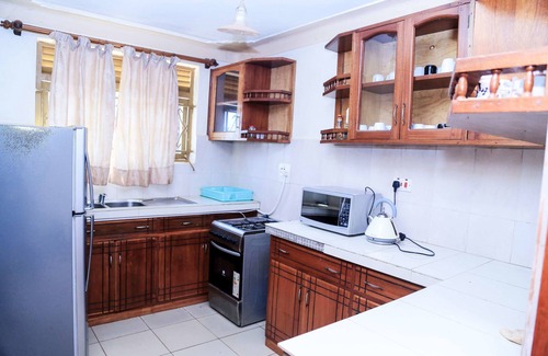 Kampala Hotel | Floben Apartments