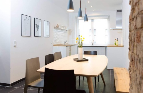 Moabit Apartamento | Floor 1 (Apt. 2 + 3) - 195 SQM & 5 BR - DESIGN APARTMENT / ENTIRE FLOOR
