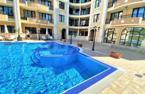 Pomorie Apartamento | Flora Beach Resort apartment free parking