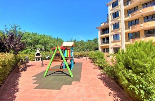 Pomorie Apartamento | Flora Beach Resort apartment free parking