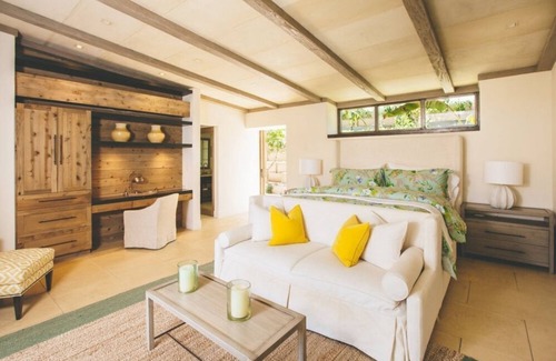 San José del Cabo Complejo | Flora Farms Hayloft