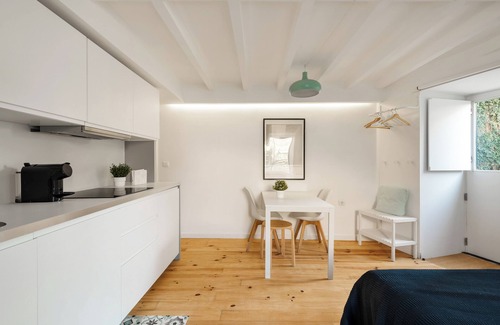 Lordelo do Ouro e Massarelos Apartamento | Flora1 Flora Apartments, Studio 1 w/ Patio