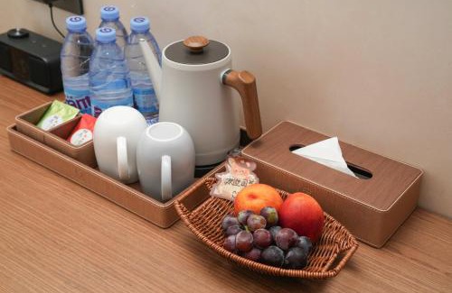 Lianhu Casa | Floral Hotel Yinshiyi Chang'an, Xi'an Bell and Drum Tower Sajinqiao Subway Station