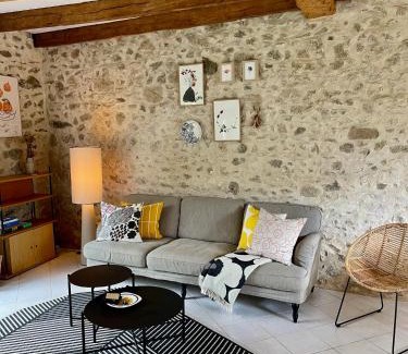 Bussiere-Badil Casa | Flore at Vive le Vert