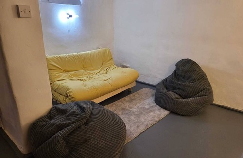 Weston-super-Mare Cabaña | FLORENCE BEACH HOUSE, character holiday cottage in Weston-Super-Mare