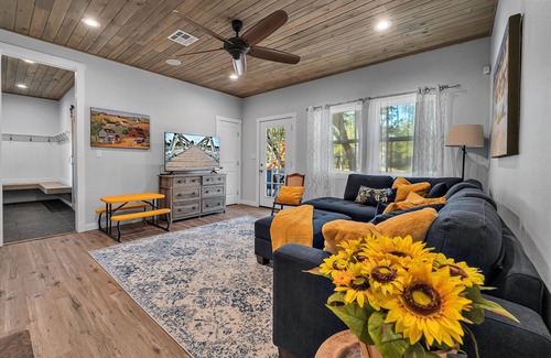 Waco Casa | Florence Family Farmhouse Retreat