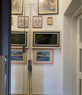 San Lorenzo Casa | Florence Swallow balcony