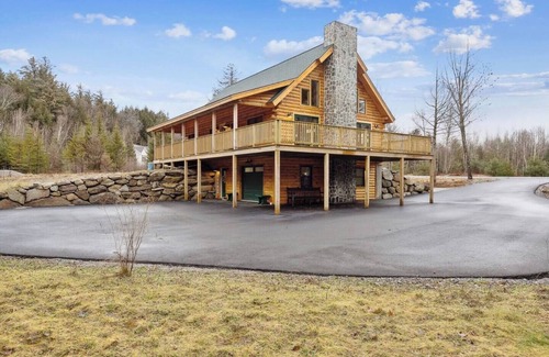 Mount Sunapee Casa | Flores Lodge