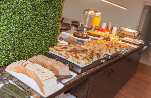 Vila Guilherme Hotel | Floresta Hotel - Expo C Norte - Distrito Anhembi