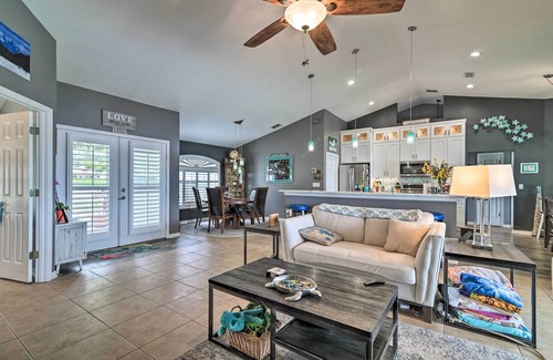 Sawmill Casa | Florida Family Home w/ Dock on Saw Mill Lake!