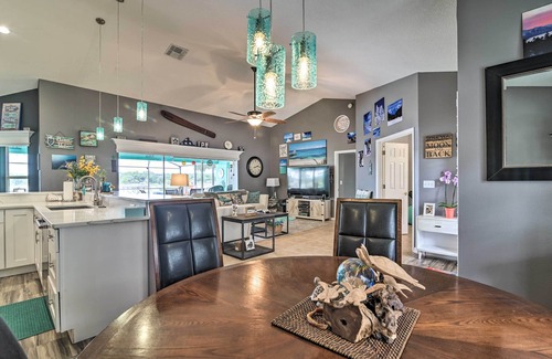 Sawmill Casa | Florida Family Home w/ Dock on Saw Mill Lake!