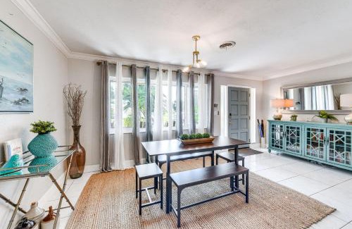 Pinellas Park Casa | Florida Gem on St Petersburg Border Serene Patio
