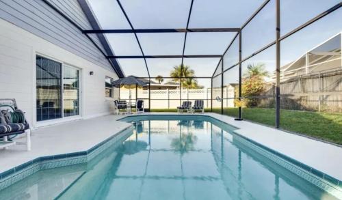 Buena Ventura Lakes Casa | Florida Gem