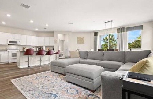 Braden River Casa | Florida Retreat Home w Fast-wifi Patio King Bed