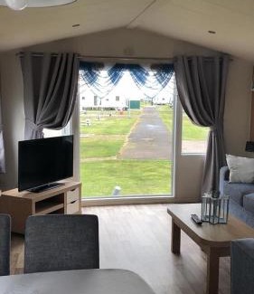 Maryport Otro | Flosh Caravan, Manor House Park