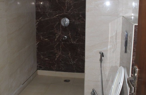 Malviya Nagar Hotel | Flourish Stay Saket near Max Hospital