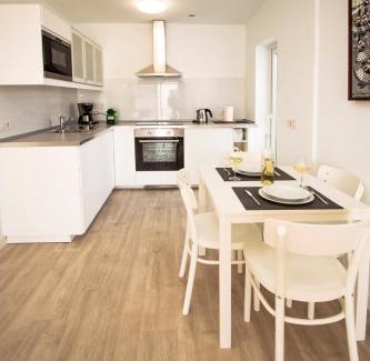 Playa del Cable Apartamento | Flower Beach Suite 7