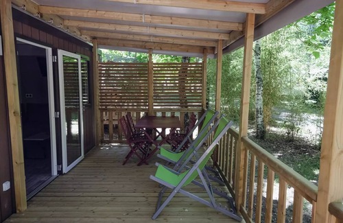 Saint-Antonin Noble Val Casa | Flower Camping les Gorges de l'Aveyron **** - Bermudes Premium mobile home (3 bedrooms) + covered terrace for 6 people