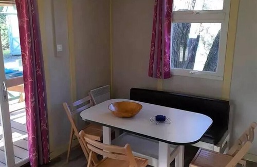 Anduze Chalet De Esquí | Flower CAMPING FAUVETS *** - Chalet GECKO Standard 20m2 (2 bedrooms) + covered terrace 7m2 5 persons