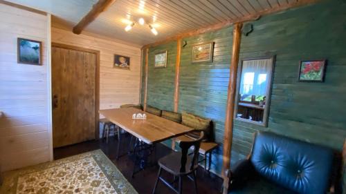 Volyn Oblast Apartamento | Flower Street