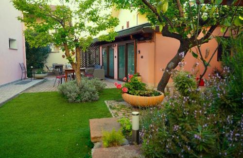 Alghero Apartamento | Flowery Inn Villa