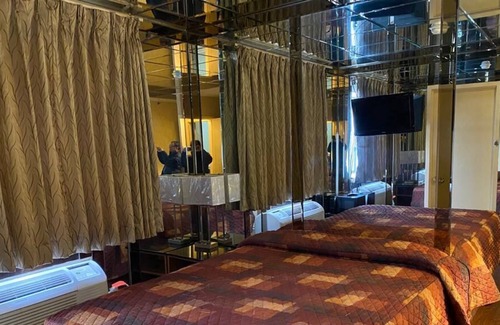 Queens Hotel | Flushing Motel