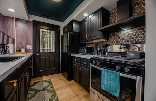 Branchport Cabina | FLX Chalet I Finger Lakes Retreat *Private Pond