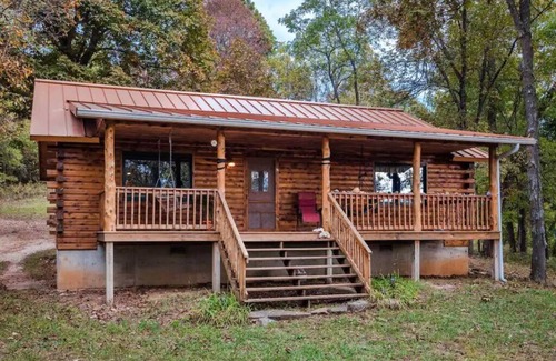 Compton Cabina | Fly Away Cabin- ¡Moderno, sereno y conveniente!