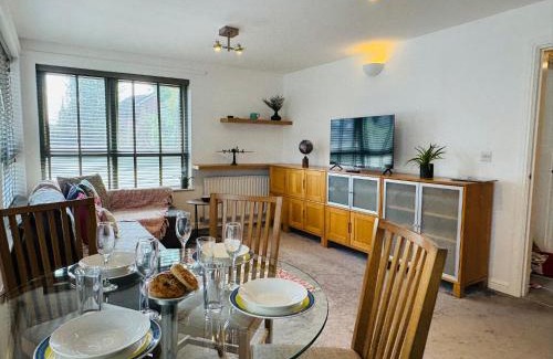Crawley City Centre Apartamento | Fly Hi-Town Centre Apartment