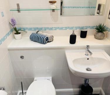 Crawley City Centre Apartamento | Fly Hi-Town Centre Apartment