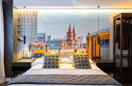 Barajas Casa | Fly Rooms Madrid Airport