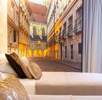 Barajas Casa | Fly Rooms Madrid Airport