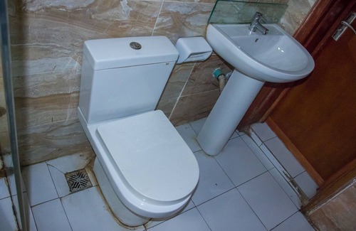 Apapa Hotel | Folade Hotels