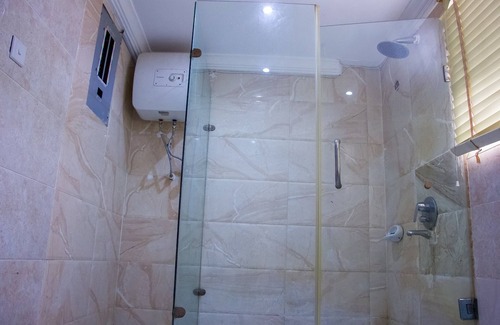 Apapa Hotel | Folade Hotels