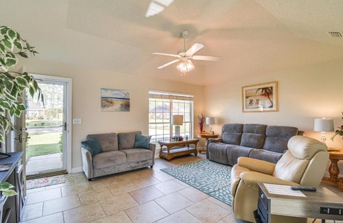 Foley Casa | Foley Getaway with Fenced Yard - 13 Mi to Beaches!