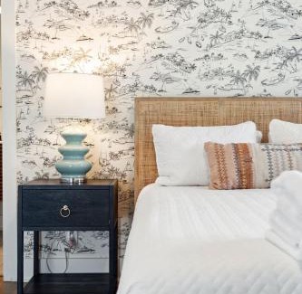 Folly Beach Hotel | Folliday Inn - The Ariston - Room 34