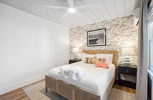Folly Beach Hotel | Folliday Inn - The Overnighter - Room 25